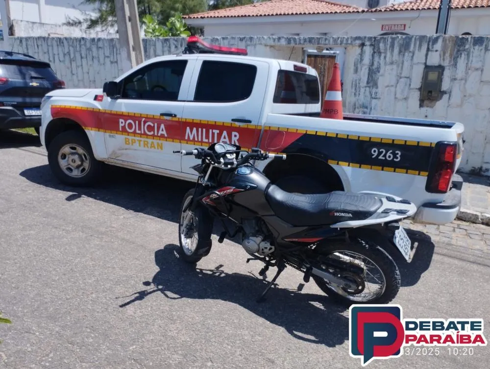 O proprietário da moto e o veículo foram conduzidos à delegacia de Polícia Civil, para serem adotados os procedimentos necessários ao caso (Foto: Reprodução)