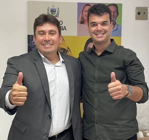 O encontro teve por objetivo dialogar sobre parcerias entre a Prefeitura de Sousa e o Governo da Paraíba. (Foto: Reprodução).