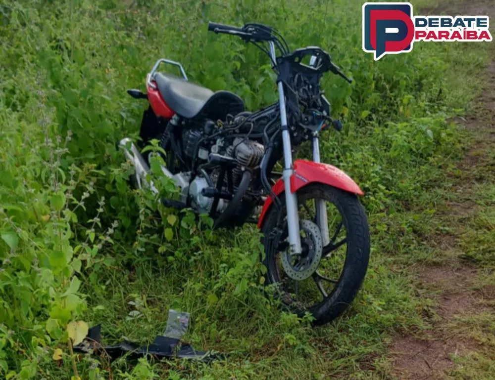 A motoneta foi levada à delegacia de Polícia Civil e após serem adotados os procedimentos necessários, foi devolvida ao verdadeiro proprietário (Foto: Reprodução)