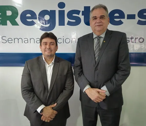 O chefe do Executivo municipal aproveitou para falar da importância da realização da Semana Registre-se, em Sousa. (Foto: Reprodução).