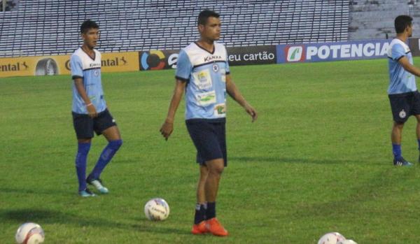 Ítalo fez seu primeiro trabalho com a equipe do Parnahyba (Foto: Wenner Tito/GloboEsporte.com)