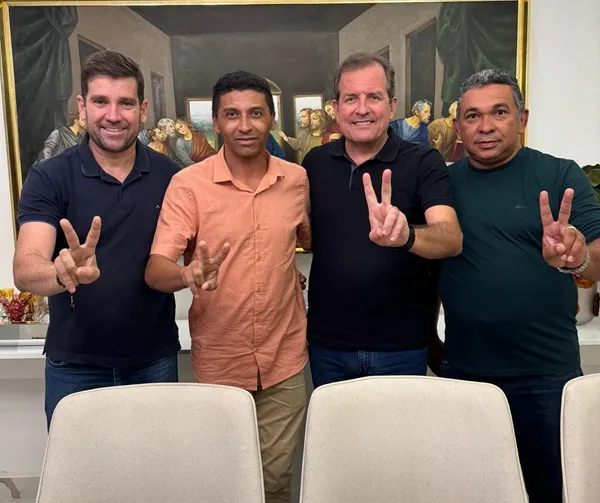 Zé Burguesa foi o segundo vereador mais votado no último pleito municipal, consolidando-se como uma das principais lideranças políticas da cidade. (Foto: Divulgação).