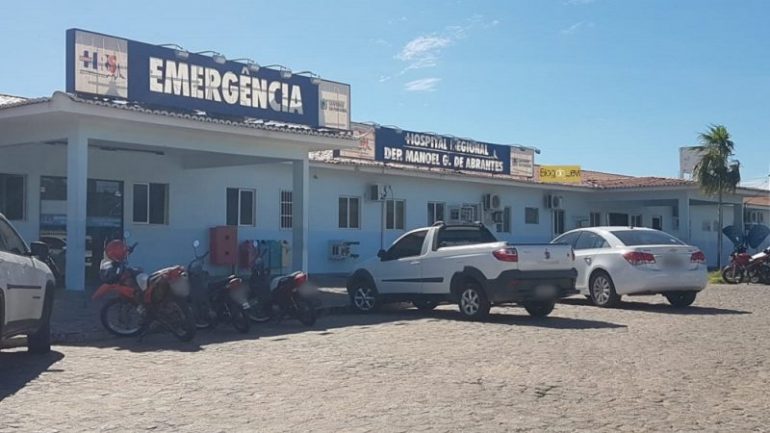 A pedido, foi exonerada Aurea Viana Pereira Leite e para ocupar o mesmo cargo de provimento em comissão, símbolo, CSS-4, o Ato Governamental, nº 1.792, nomeou Taynah Pedroza Pereira. (Foto: Reprodução).