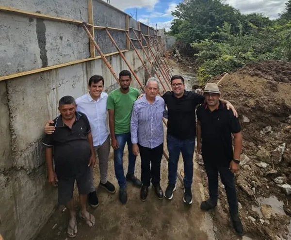 O gestor sousense aproveitou para destacar que a intervenção, através de recursos próprios, vai beneficiar mais de 70 famílias. (Foto: Divulgação).