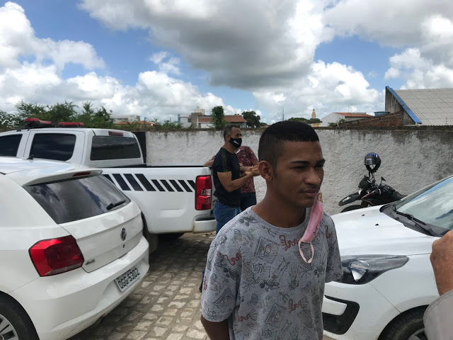O acusado foi encaminhado à Central de Polícia Civil para serem adotadas as medidas necessárias pela autoridade policial judiciária (Foto: Blog do Angelo Lima)