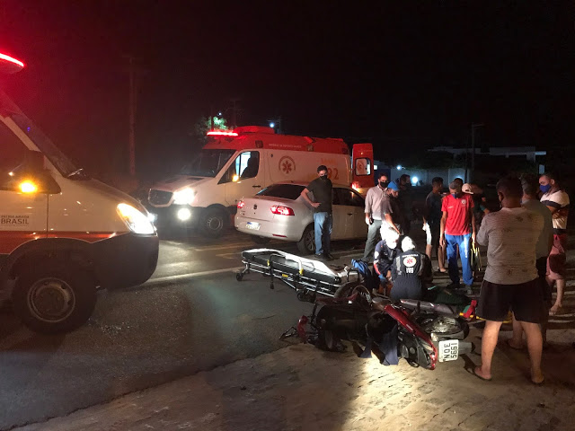 Uma guarnição da 5ª CPTRAN esteve no local controlando o trânsito da rodovia até a chegada dos agentes da PRF (Foto: Blog do Angelo Lima)