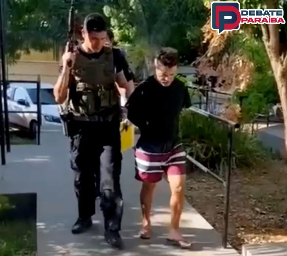 Após ser preso, o indivíduo foi conduzido à delegacia de Polícia Civil (Foto: Reprodução)