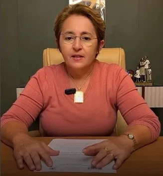 A gestora enfatizou que repudia qualquer tentativa de calúnia e difamação, reforçando que seu trabalho à frente da gestão municipal é sério e transparente. (Foto: Reprodução).