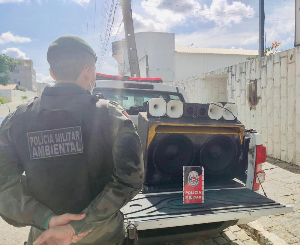 Ainda foi lavrado Auto de Infração Administrativa de Multa, no valor de R$ 5.000,00. (Foto: Reprodução).