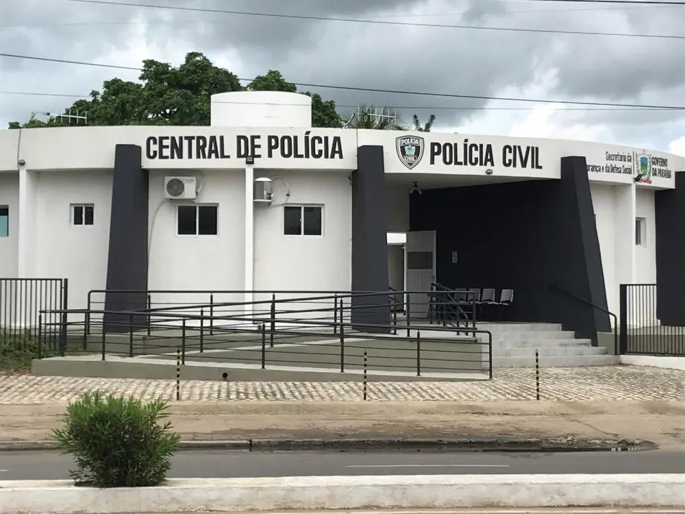 Ambos estavam sendo procurados e foram localizados por meio de investigações policiais. (Foto: Reprodução).