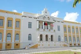 Tribunal reconhece falha de segurança na abertura de contas utilizadas por golpistas e determina restituição à vítima. (Foto: Reprodução).