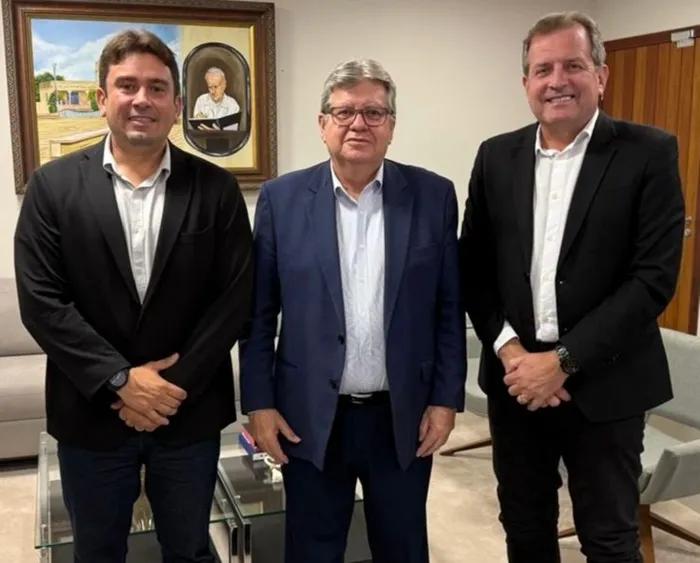 O prefeito Helder Carvalho destacou a parceria do governador com o município e o atendimento às principais demandas apresentadas pela gestão sousense. (Foto: Reprodução).