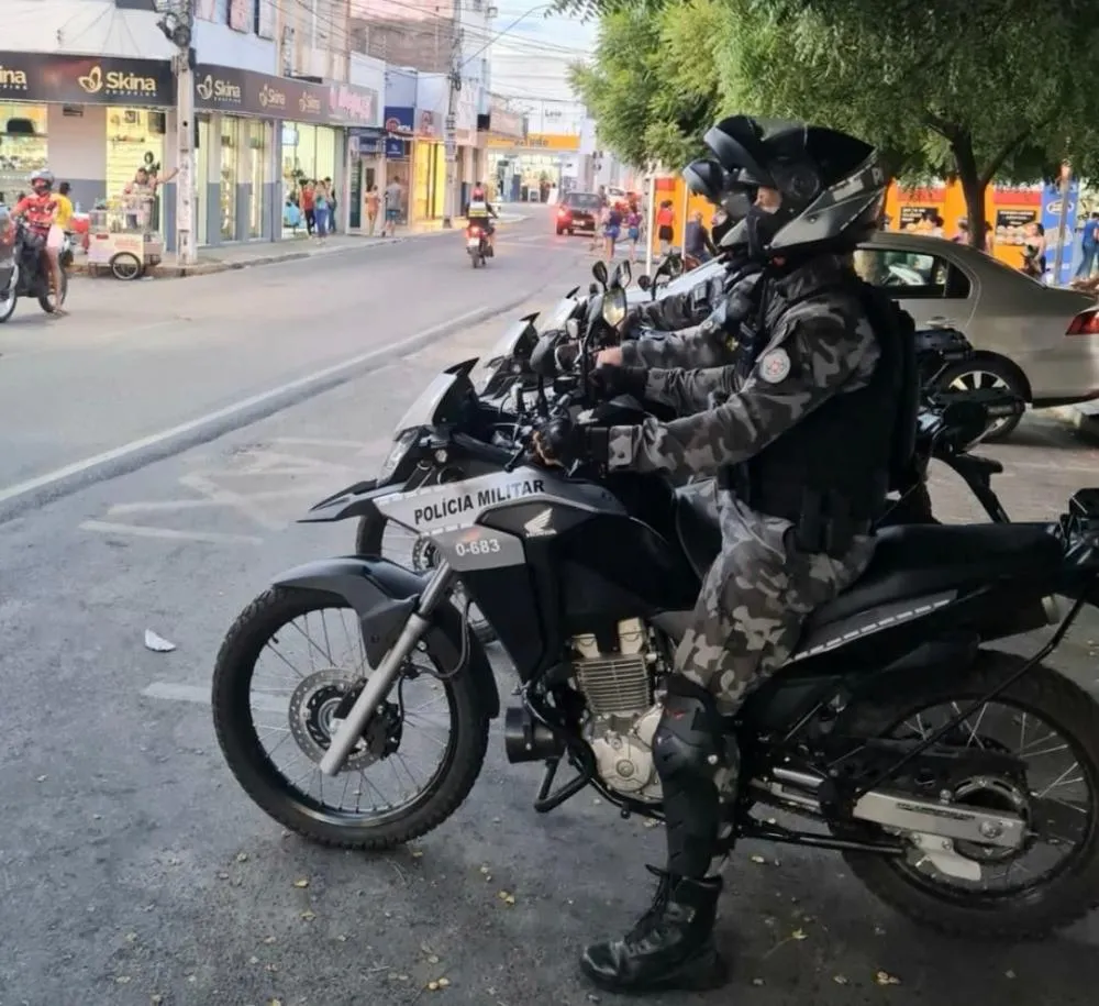 Contra Weverton Lucas existia um mandado de prisão em aberto pela prática dos crimes de homicídio e organização criminosa (Foto: Reprodução)