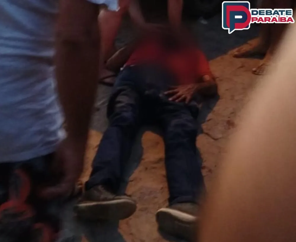 Equipes de resgate do SAMU foram acionadas juntamente com guarnições da Polícia Militar, que prontamente estiveram no local (Foto: Reprodução)