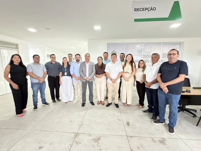 A secretária de Saúde, Jucemara Oliveira, enfatizou que a iniciativa simboliza o compromisso da gestão municipal com a ampliação e descentralização dos serviços especializados. (Foto: Reprodução).