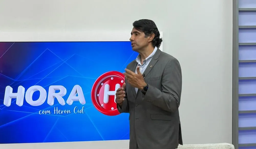 “Nem vou ser esquerda e nem vou ser direita”, avisou, durante entrevista ao programa Hora H, da TV Norte Paraíba, na noite dessa segunda-feira (16). (Foto: Reprodução).