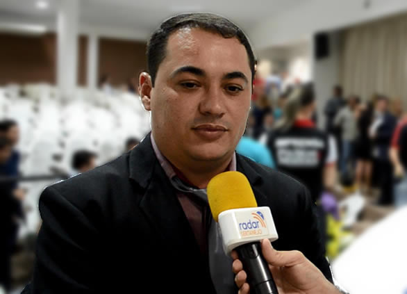 prefeito de Cachoeira dos Índios Allan Seixas. (Foto: Radar Sertanejo).