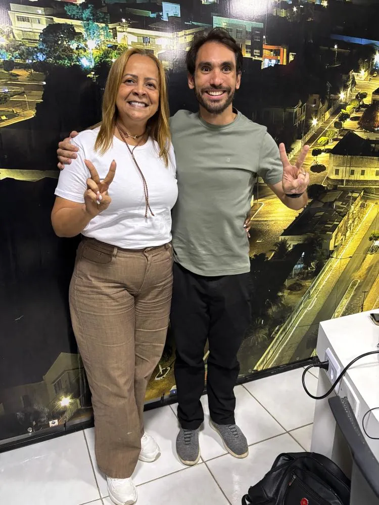 A adesão foi divulgada nas redes sociais de Lafayette, que comemorou a chegada da liderança sousense ao seu projeto político. (Foto: Reprodução).