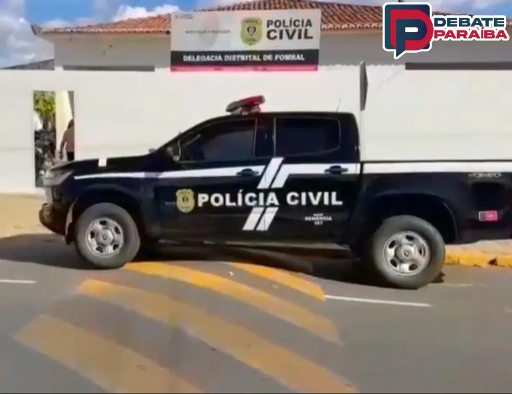 As partes foram encaminhadas à delegacia de Polícia Civil e apresentadas ao delegado de plantão (Foto: Reprodução)