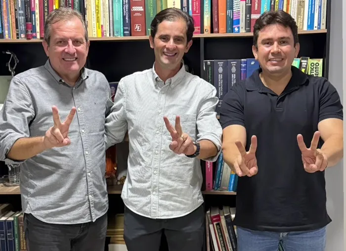 Tyrone recebe apoio do ex-prefeito de São Francisco, João Bosco Filho, e passa a contar com os dois grupos políticos do município
