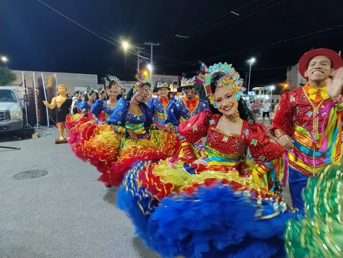 VIII Festival de Quadrilhas Juninas reúne tradição e cultura na Praça da Matriz em Sousa