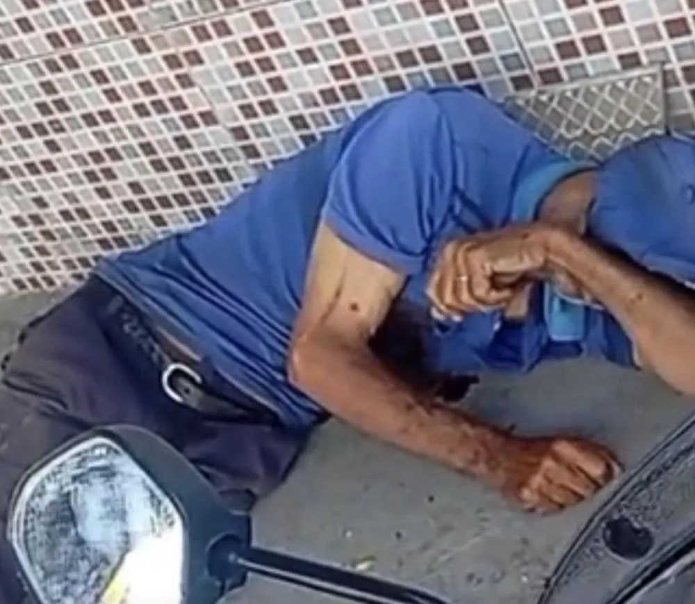 Até o momento, a identidade do acusado não foi oficialmente divulgada pelas autoridades, assim como a motivação que teria levado ao crime. (Foto: Reprodução)