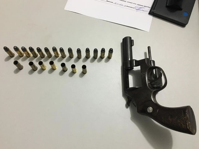 Diante do ato ilícito, o suspeito foi levado à Delegacia da Polícia Civil em São Bento para serem tomadas as medidas legais (Foto: Divulgação PMPB)