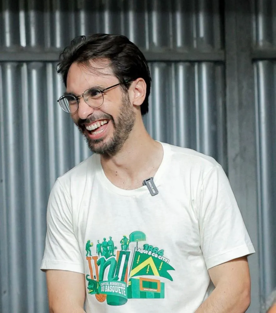 O desempenho na pesquisa reforça a estratégia adotada por Lafa Gadelha, que tem intensificado sua agenda política em diversas regiões da Paraíba, principalmente no Sertão. (Foto: Reprodução).